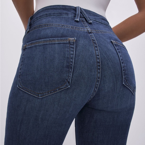 Good American GOOD LEGS Skinny Jean - Picture 5 of 6